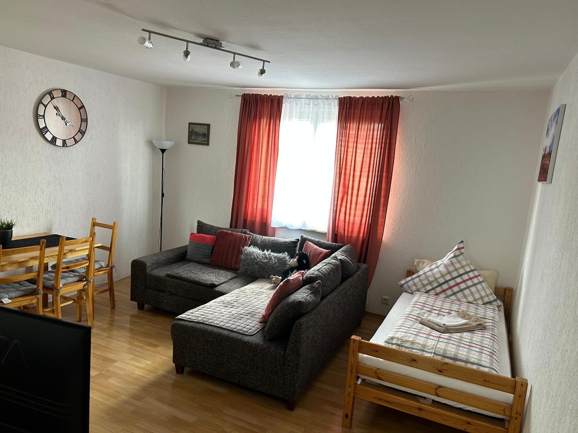 Apartment Vs